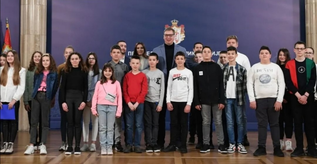 Predsednik Vučić ugostio srpsku decu iz regiona: Ovde će vas uvek dočekati ljubav